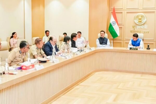 Maharashtra Leads in Digital Policing: 958 e-FIRs and 12,398 Zero FIRs Registered Under CM Fadnavis’ Tech-Driven Reforms