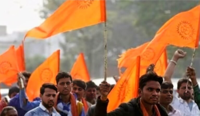 📰 Two Mumbai Cops Suspended After Bajrang Dal Complaint; Inquiry Ordered Against Five Officials