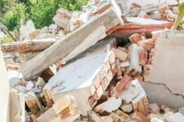 Thane Balcony Collapse: 30 Residents Rescued Safely; Structure Declared Unsafe