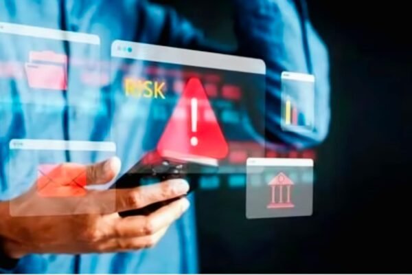 Mumbai Police Bust Fake International Call Centre Cheating US & Canadian Citizens; Five Arrested