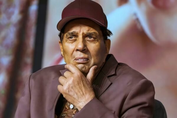 Legendary Actor Dharmendra Passes Away at 89; Bollywood Mourns the Loss of Its ‘He-Man’