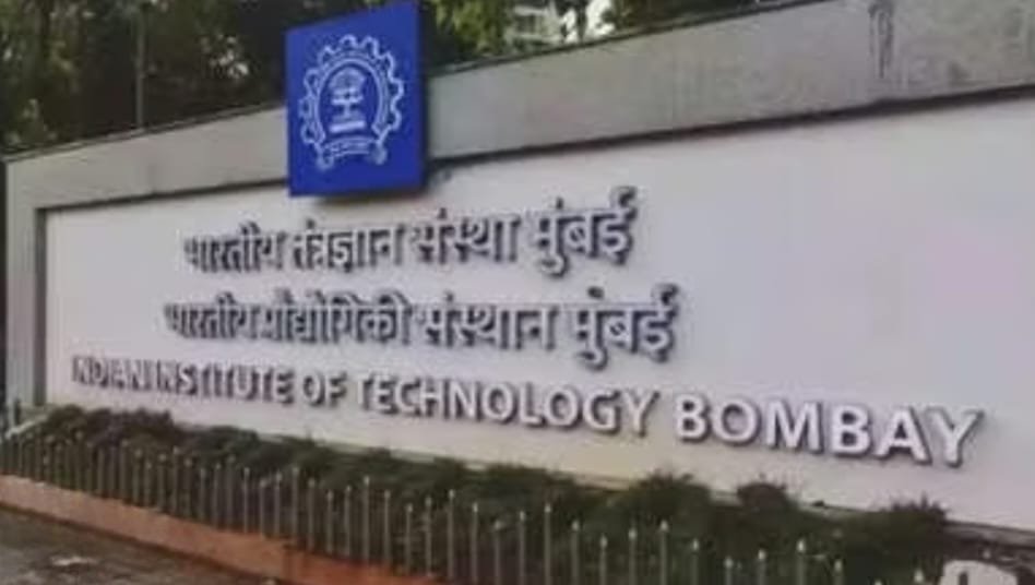 College Dropout Arrested for Hiding Live Cartridges in IIT Powai Hostel Student’s Bag