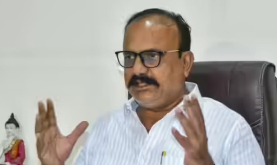 Political Clash in Pune After Shivaji–Tipu Comparison; 9 Injured in Stone Pelting