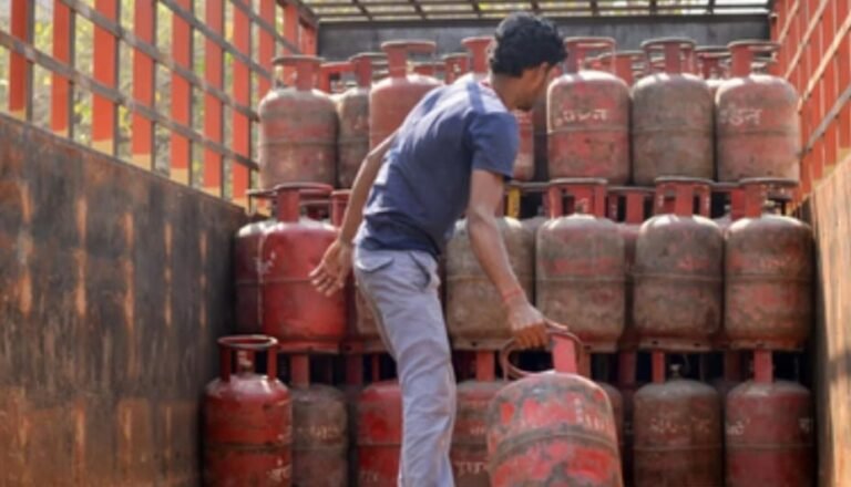 Mumbai Faces Possible Pav & Bread Shortage as LPG Supply Crisis Hits City Bakeries