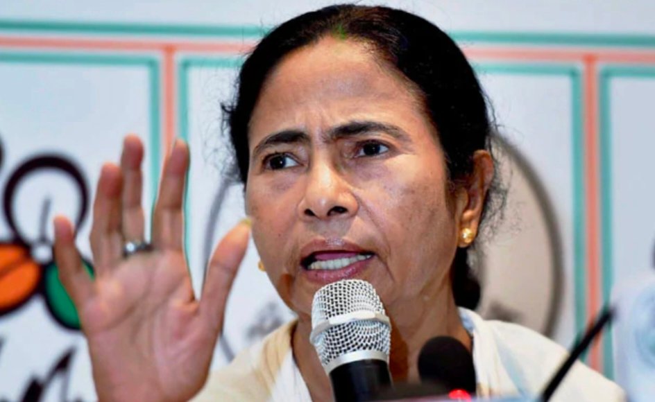 🗳️ “पहले अपने नतीजे दिखाएंगे…”: ममता बनर्जी का बीजेपी पर बड़ा आरोप, बंगाल में सियासी घमासान तेज