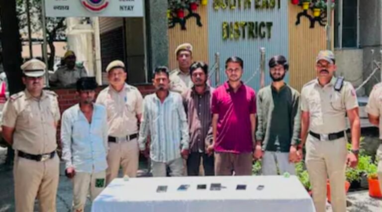 व्हाट्सएप पर ‘बॉस’ बनकर भेजा मैसेज, कंपनी से 10 करोड़ से ज्यादा की ठगी — 4 आरोपी गिरफ्तार