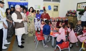 नए शैक्षणिक सत्र की शुरुआत पर राज्यपाल का छात्रों से संवाद, बीएमसी स्कूल में मनाया गया स्कूल रीओपनिंग उत्सव