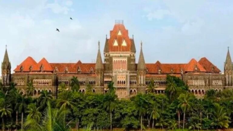 बॉम्बे हाईकोर्ट का बड़ा फैसला: सरकार के खिलाफ विरोध करना अपराध नहीं, मुंबई पुलिस का निर्वासन आदेश रद्द