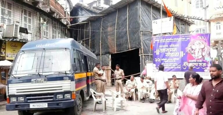 मुंबई में गणेश प्रतिमा गिरने से बड़ा हादसा, 2 की मौत; 5 घायल