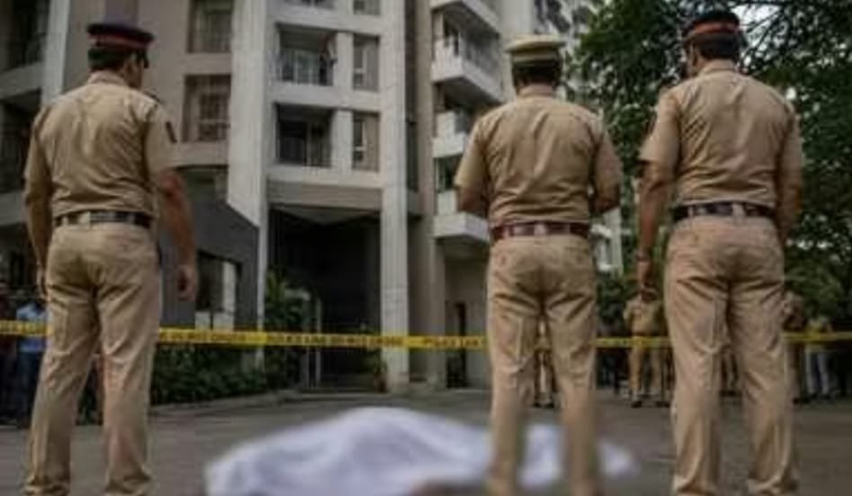 मुंबई में कानून के छात्र की आत्महत्या: ‘झूठे केस में फंसाने’ की धमकी से था परेशान, दो महिलाओं पर मामला दर्ज