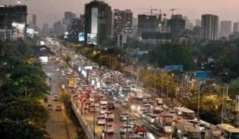 मुंबईवासियों के लिए खुशखबरी: ट्रैफिक से राहत देने आ रहे 4 नए ब्रिज, जानिए कब तक होंगे तैयार