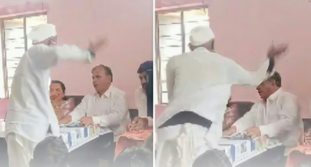 विकासकामों पर ग्रामसभा में बवाल! 70 वर्षीय बुजुर्ग ने पंचायत सदस्य को जड़ा थप्पड़